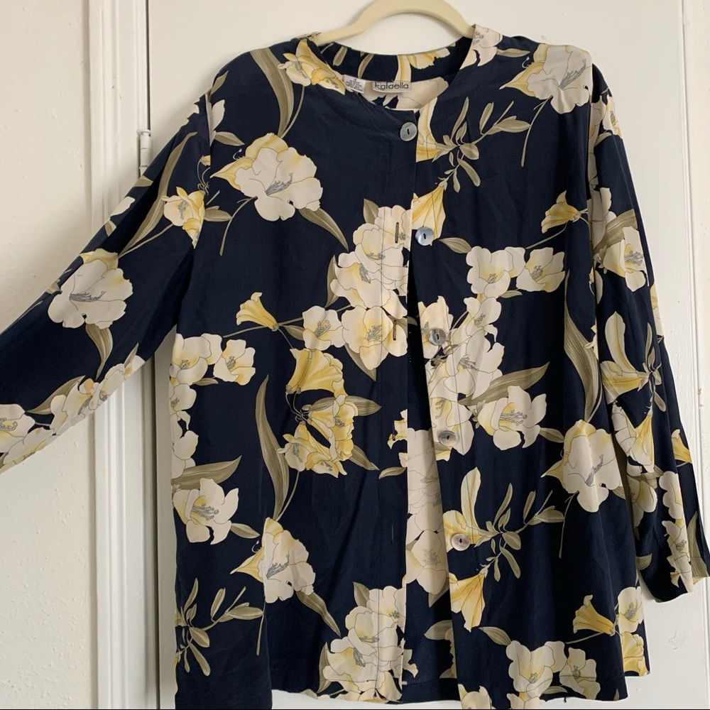 Women’s Rafaella Flower Pattern Silk Blouse - Picture 2 of 6
